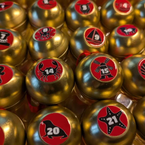 Maritimer Adventskalender in Gold mit DEATH GULLS – Bild 4